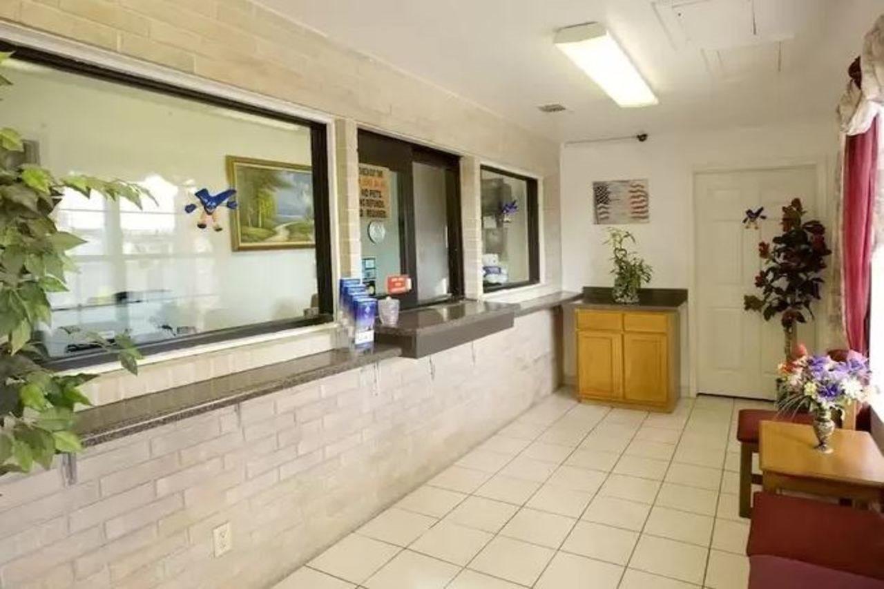 Americas Best Value Inn San Antonio/Lackland Afb Buitenkant foto